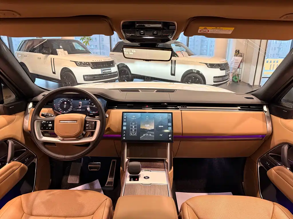 Range Rover 2025 3.0 L6 400PS Extended Edition купить на сайте DeffCars
