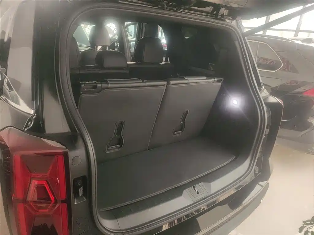 Trumpchi GS8 2024 Pilot Series 2.0TGDI 2WD Luxury Connected Edition 7 Seats купить на сайте DeffCars