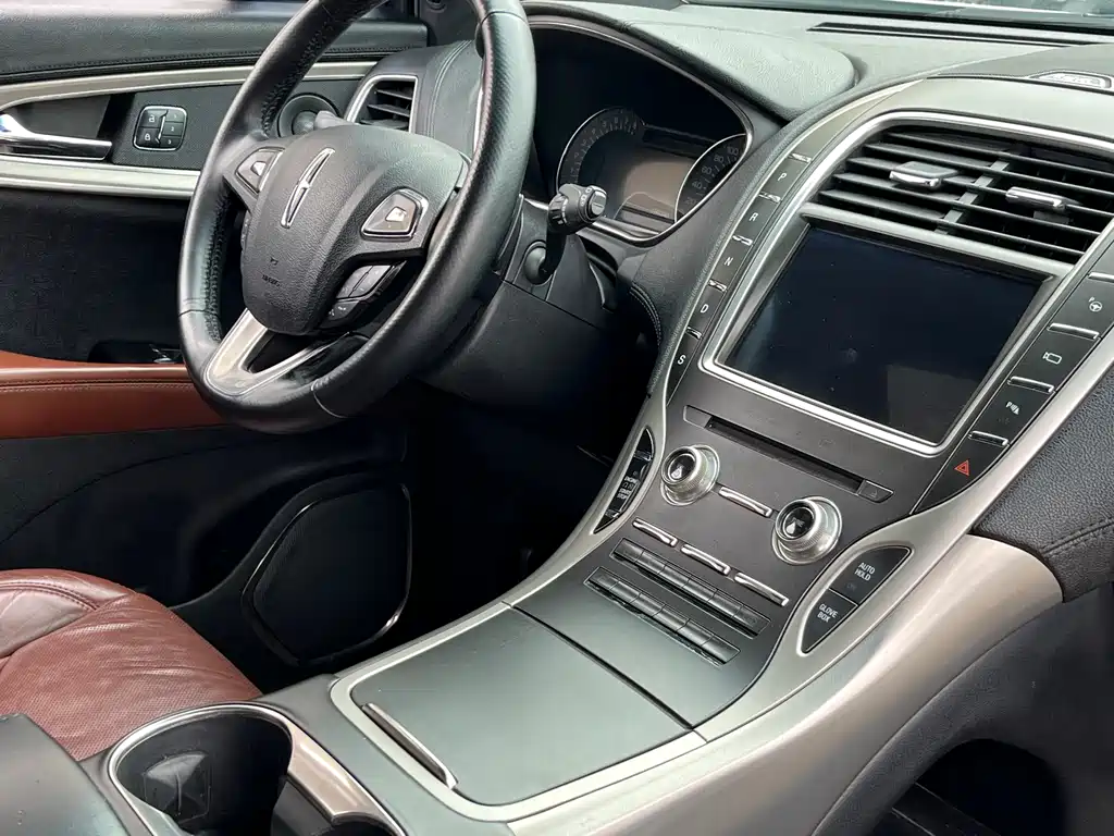 Lincoln MKX 2018 2.7T four-wheel drive premium version купить на сайте DeffCars