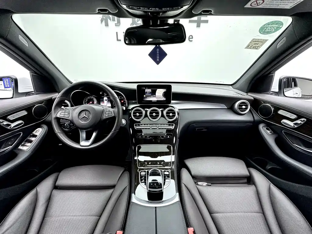Mercedes-Benz GLC 2019 GLC 260 4MATIC Dynamic купить на сайте DeffCars