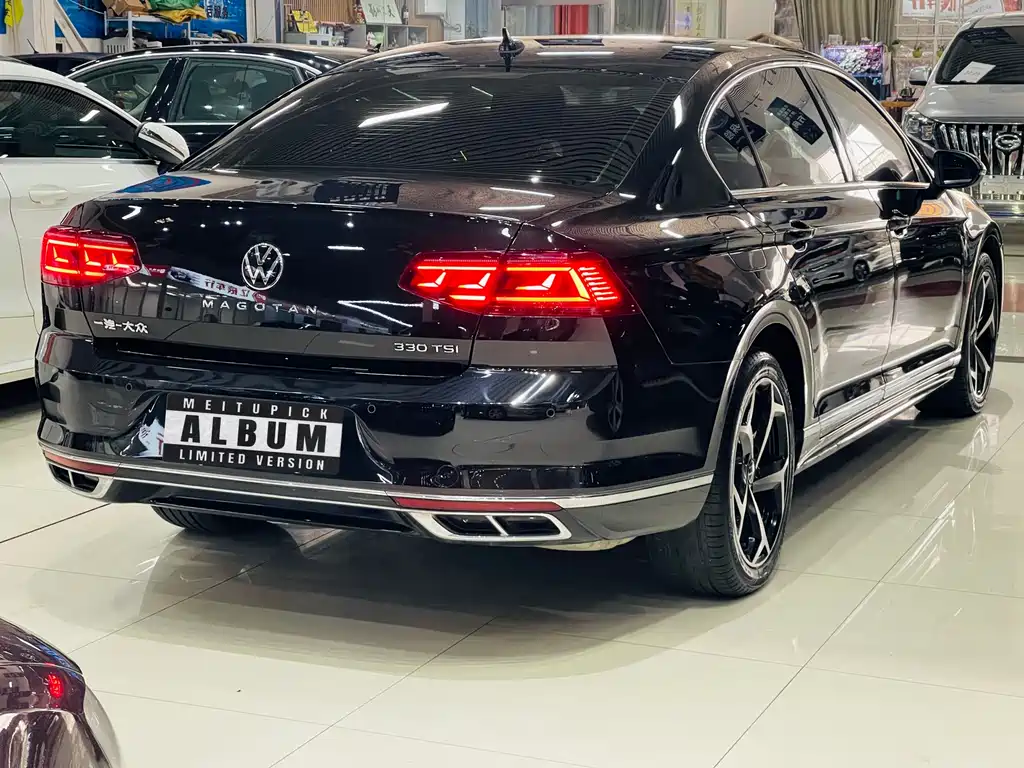 Magotan 2023 2 million commemorative edition 330TSI DSG leading model купить на сайте DeffCars