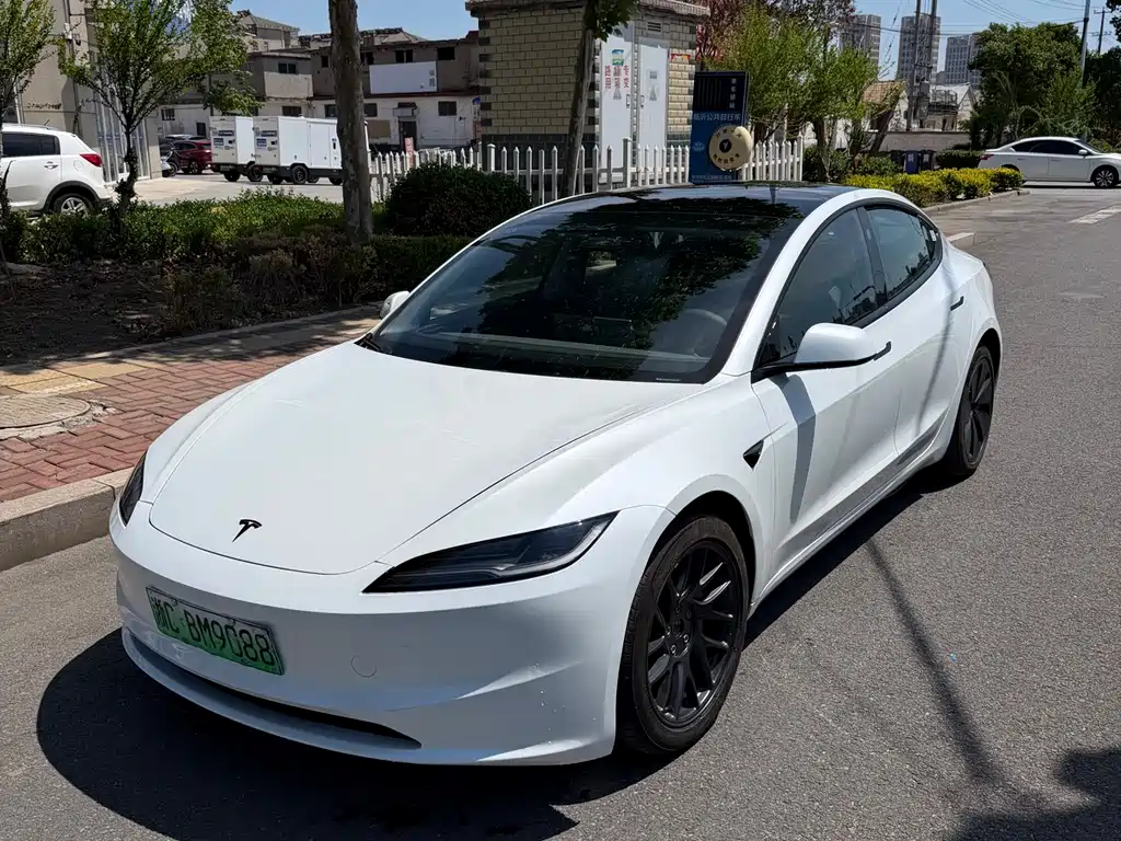 Model 3 2025 rear-wheel drive version купить на сайте DeffCars
