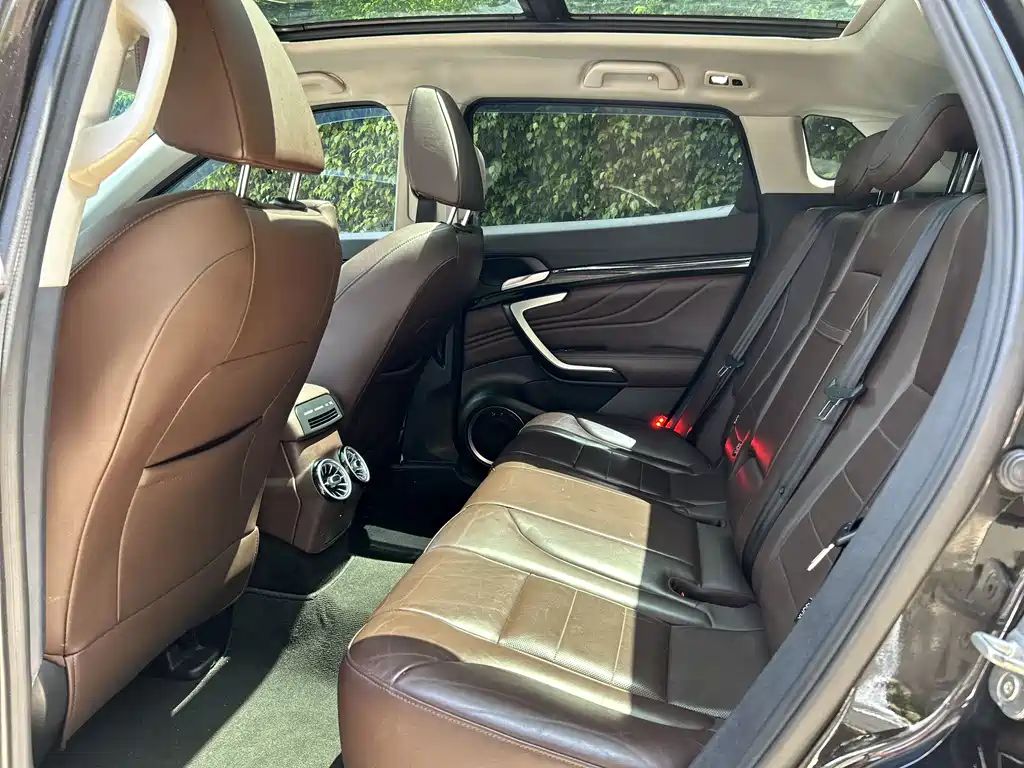 Wei brand VV7 2017 2.0T flagship model купить на сайте DeffCars