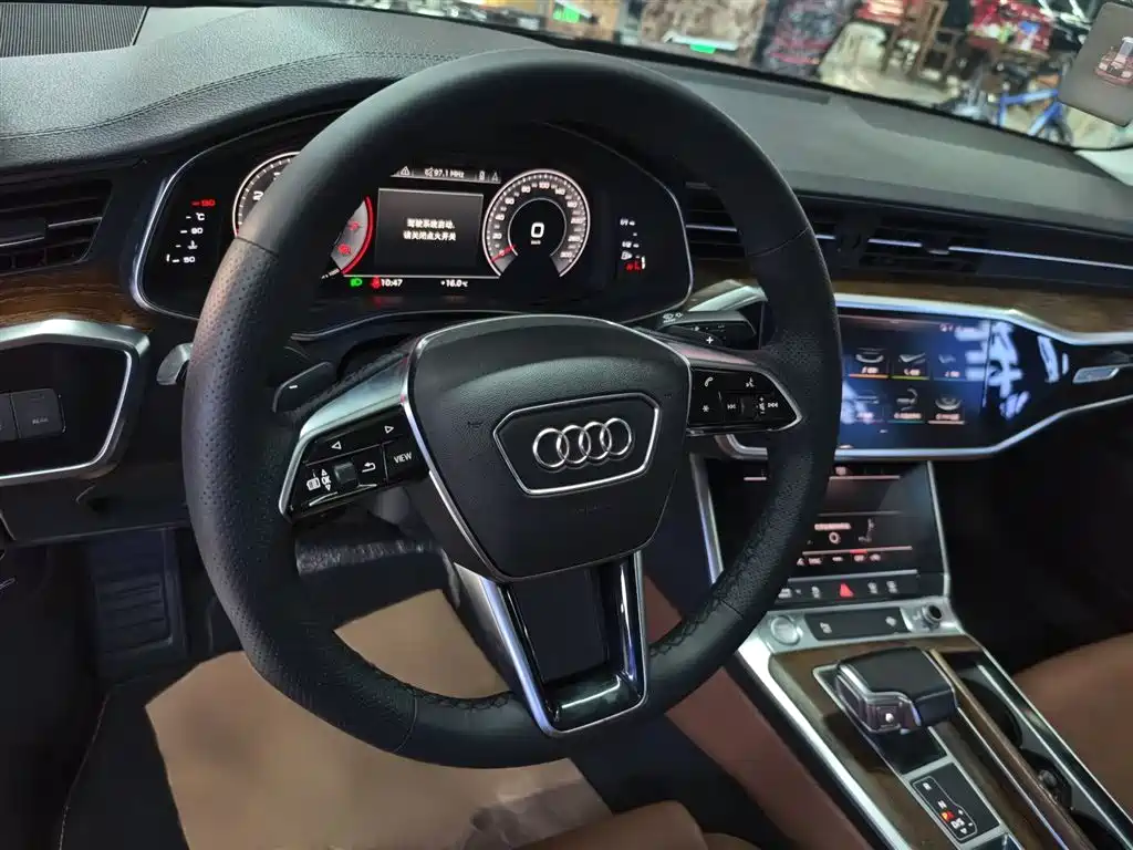 Audi A6L 2019 40 TFSI luxury and elegant model купить на сайте DeffCars