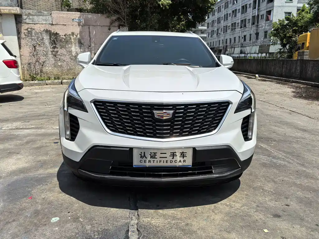 Cadillac XT4 2018 28T two-wheel drive technology купить на сайте DeffCars