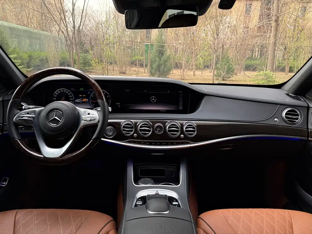 Maybach S-Class 2020 S 450 4MATIC Collector’s Edition купить на сайте DeffCars