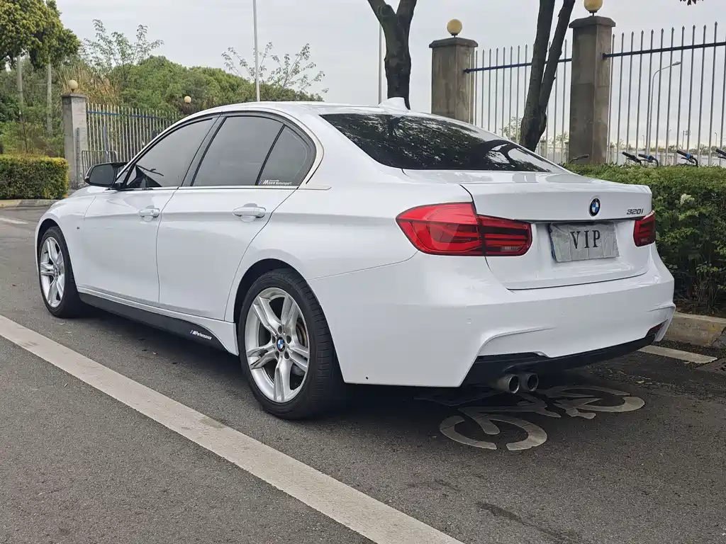 BMW 3 Series 2017 320i M Sports купить на сайте DeffCars