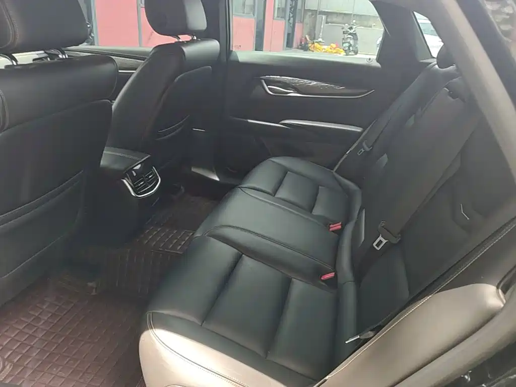 Cadillac XTS 2018 28T Elite купить на сайте DeffCars