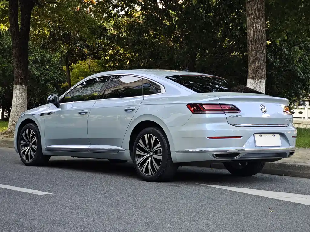 FAW-Volkswagen CC 2020 330TSI Charming Edition National VI купить на сайте DeffCars
