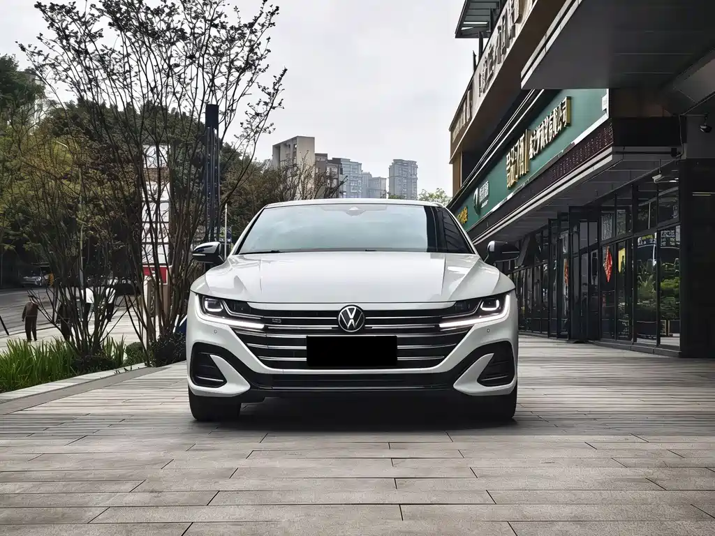 FAW-Volkswagen CC 2023 380TSI eye-catching version купить на сайте DeffCars