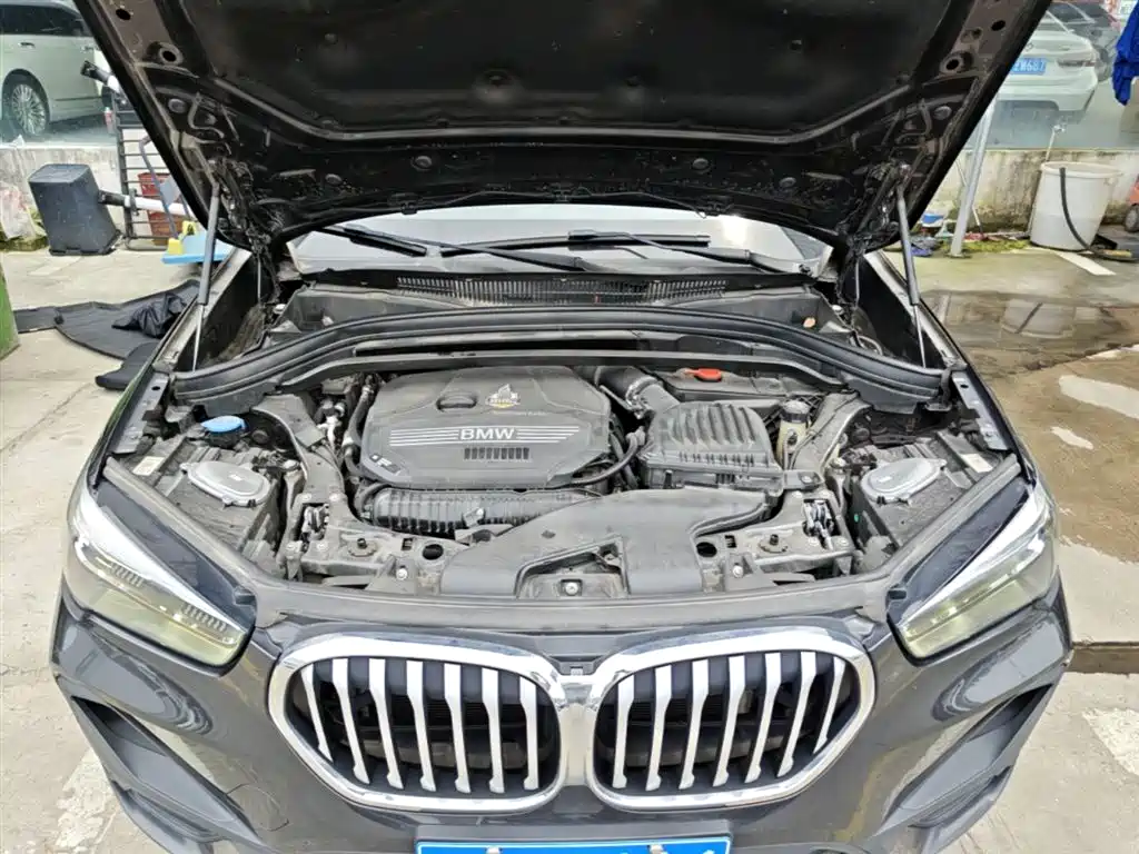 BMW X1 2022 sDrive25Li Leading Model купить на сайте DeffCars