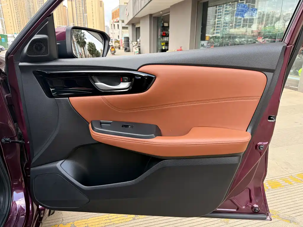 Lingpai 2022 1.5L Rui flagship version купить на сайте DeffCars