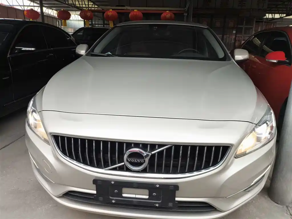 Volvo S60 2019 S60L T3 Smart Edition купить на сайте DeffCars