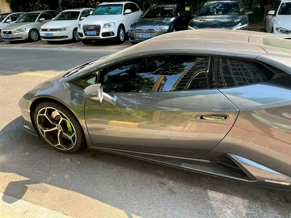 Huracán 2020 Huracán EVO RWD купить на сайте DeffCars