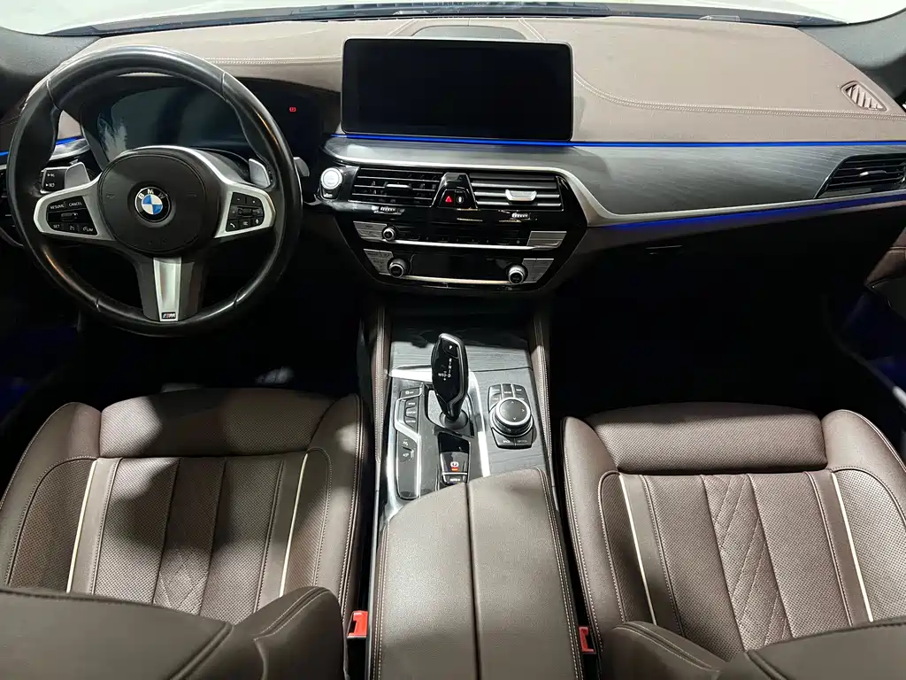 BMW 5 Series 2022 facelift 530Li exclusive M sports package купить на сайте DeffCars