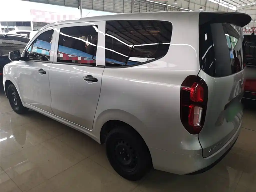 Wuling Hongguang New Energy 2025 Extended Range Hybrid 50KM Standard Type купить на сайте DeffCars