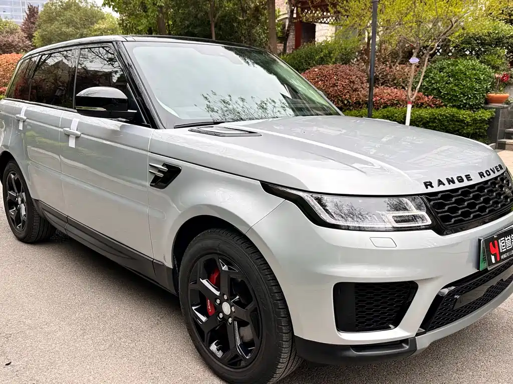 Range Rover Sport New Energy 2021 P400e SE купить на сайте DeffCars