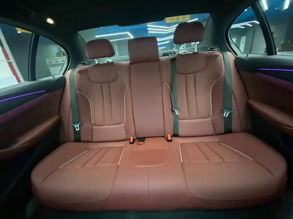 BMW 5 Series 2021 530Li Leading M Sports Package купить на сайте DeffCars