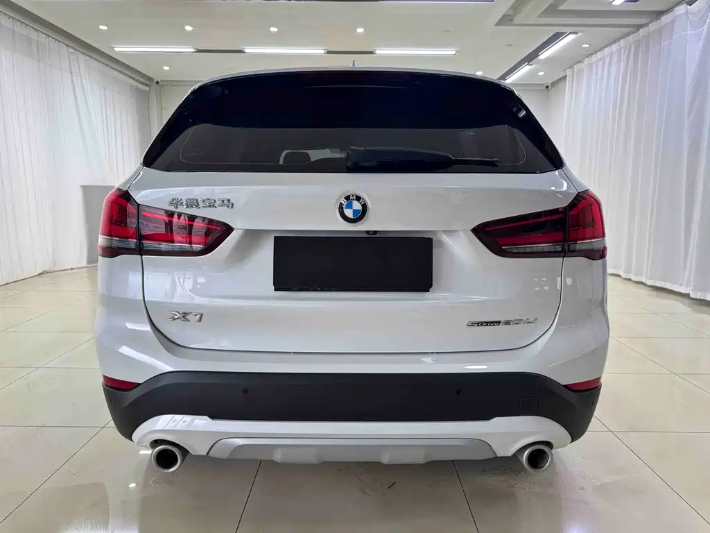 BMW X1 2021 sDrive20Li Exclusive Model купить на сайте DeffCars