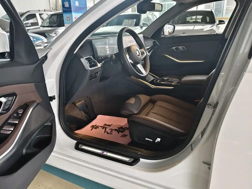 BMW 3 Series 2023 320Li M Sports Package купить на сайте DeffCars