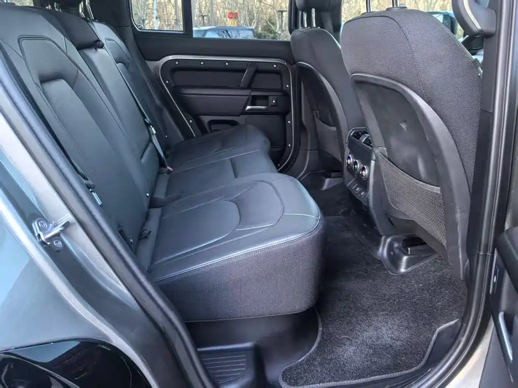 Land Rover Defender 2024 110 3.0T P400 X купить на сайте DeffCars