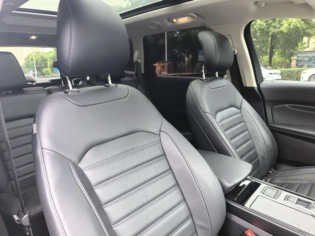 Ruijie 2020 EcoBoost 245 two-wheel drive Hao Rui model 7 seats купить на сайте DeffCars