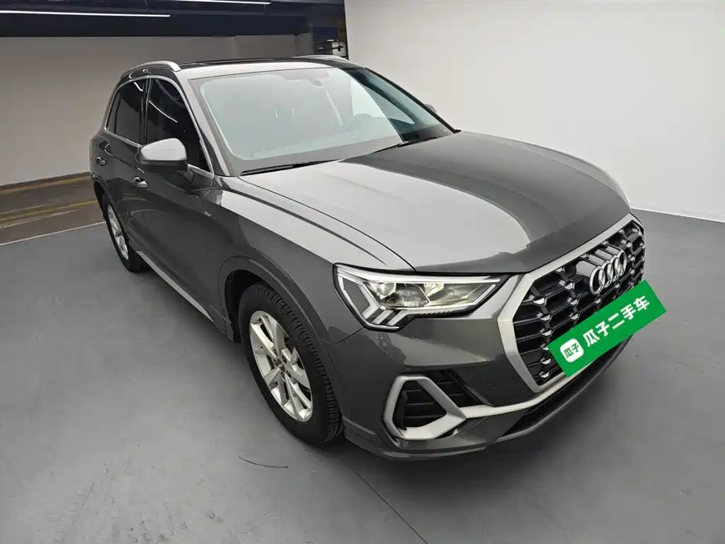 Audi Q3 2019 35 TFSI aggressive and dynamic купить на сайте DeffCars