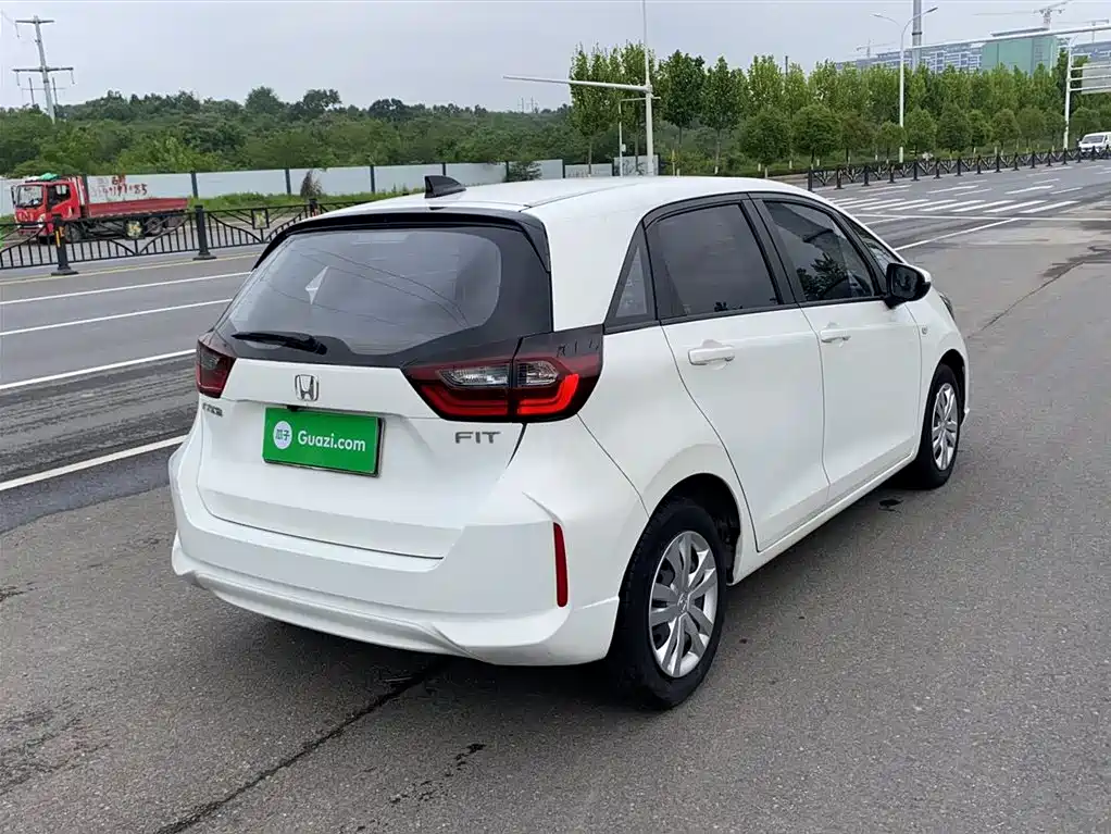 Fit 2021 1.5L CVT Trendy Edition купить на сайте DeffCars