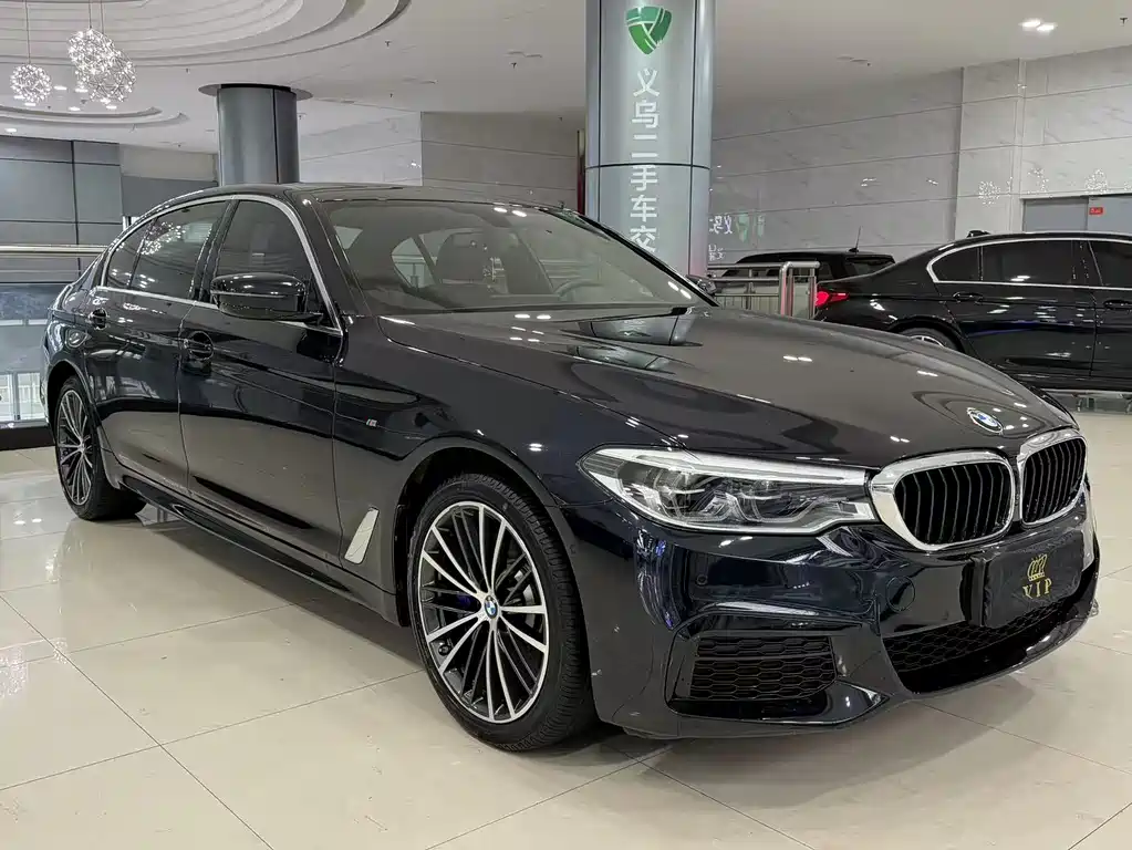 BMW 5 Series 2020 530Li Exclusive M Sports Package купить на сайте DeffCars