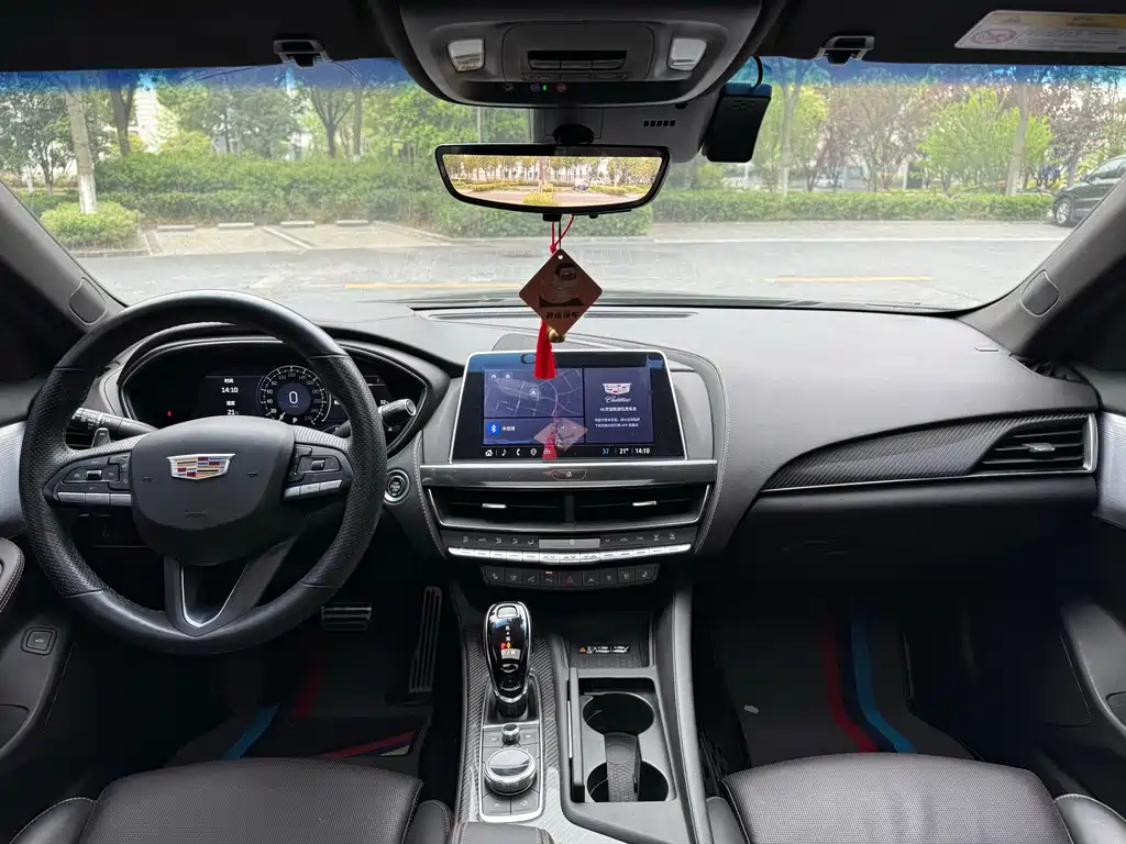 Cadillac CT5 2023 28T Platinum Type купить на сайте DeffCars