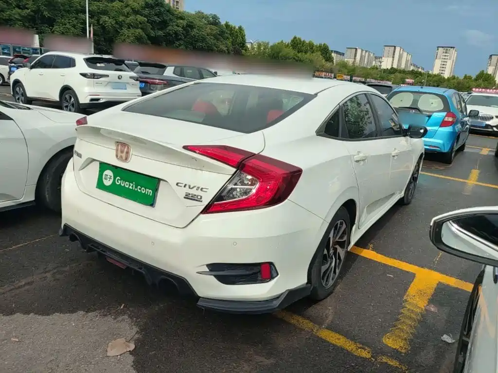 Civic 2016 220TURBO Manual Deluxe Edition купить на сайте DeffCars