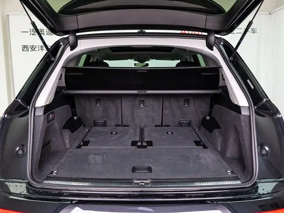 Audi Q7 2020 55 TFSI quattro S line sports купить на сайте DeffCars