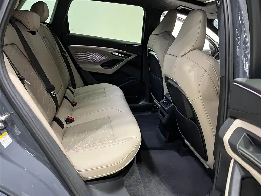 Audi Q6L e-tron 2026 first pilot version купить на сайте DeffCars