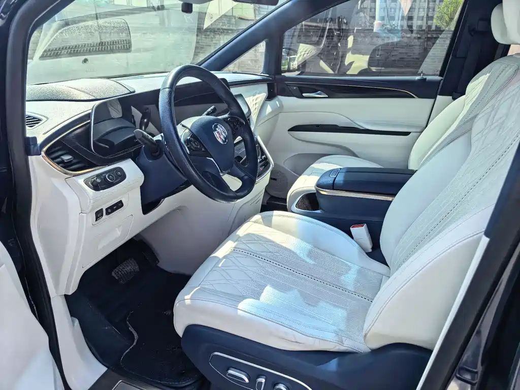 Buick GL8 2020 Avenir Four-seater Premium Edition купить на сайте DeffCars