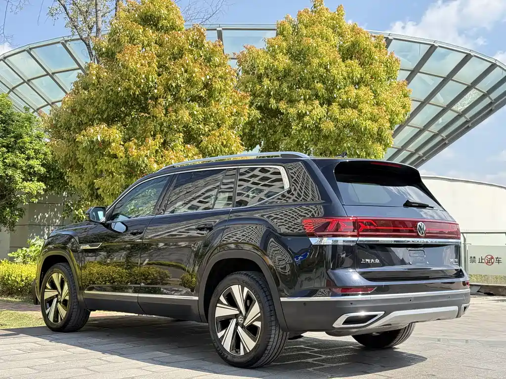 Touron 2024 380TSI four-wheel drive luxury version купить на сайте DeffCars