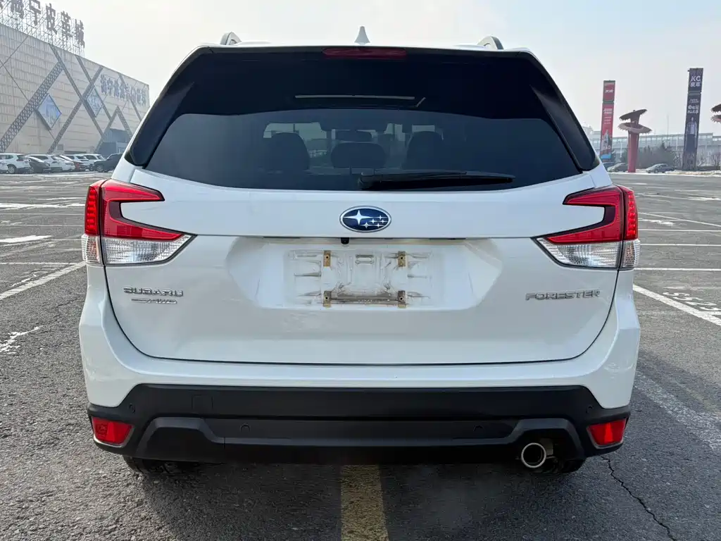 Forester 2021 2.0i Deluxe Edition EyeSight купить на сайте DeffCars