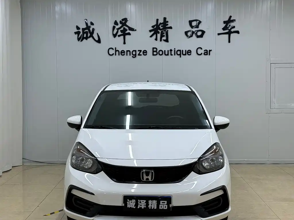 Fit 2021 1.5L CVT Fashion Edition купить на сайте DeffCars