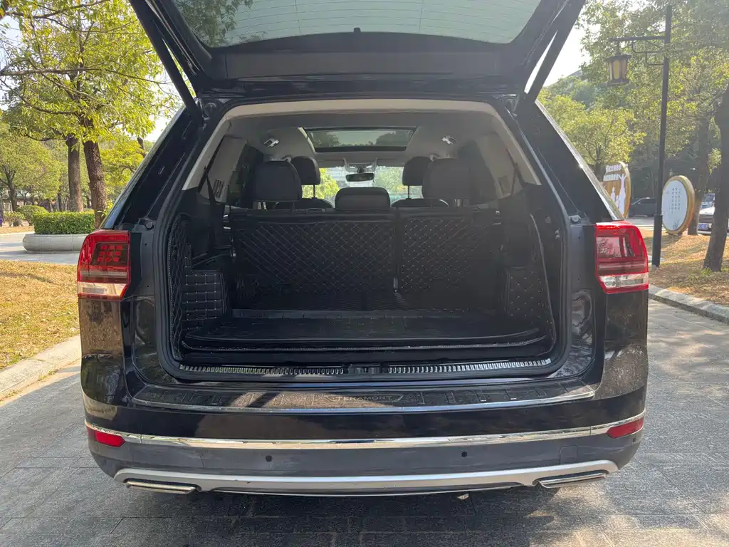 Touron 2020 530 V6 four-wheel drive luxury version National VI купить на сайте DeffCars