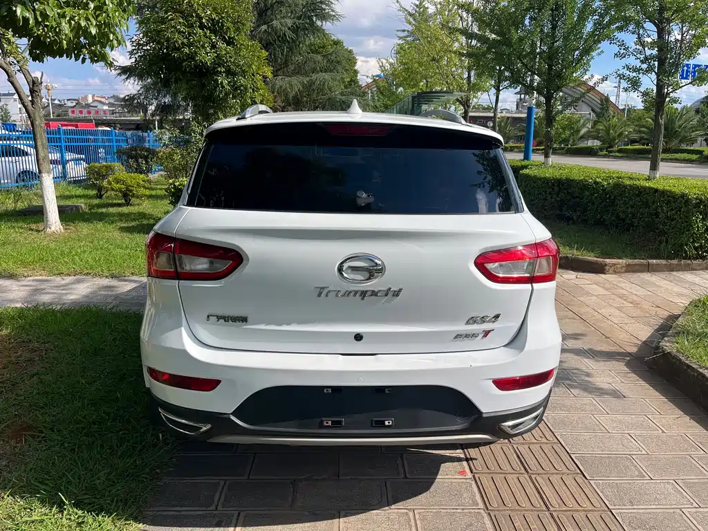 Trumpchi GS4 2017 235T manual two-wheel drive luxury version купить на сайте DeffCars