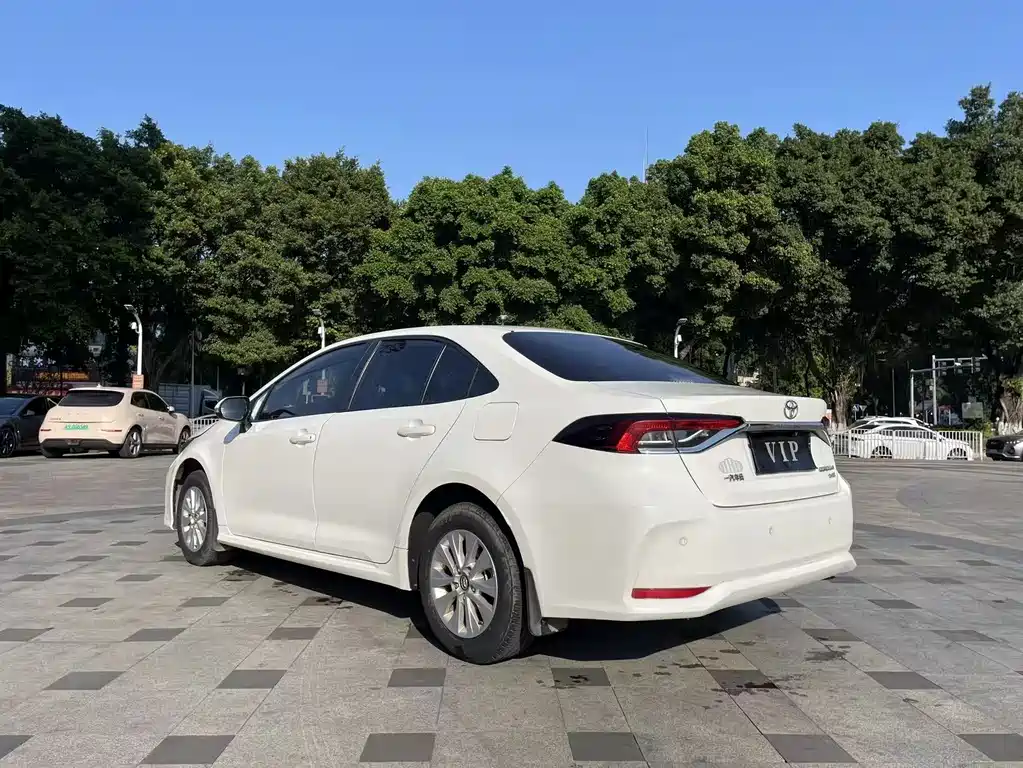 Corolla 2019 1.2T S-CVT GL Pioneer Edition купить на сайте DeffCars