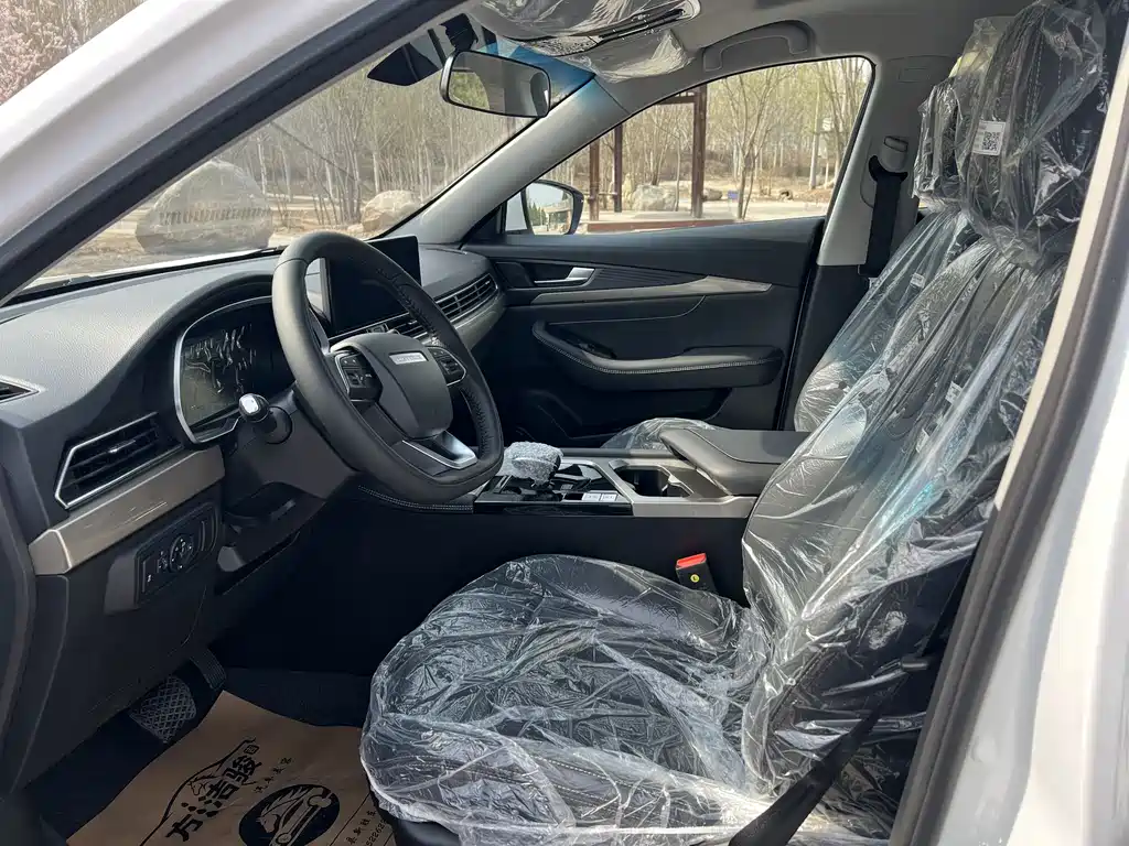Jietu X70 2025 model 1.5T DCT surpasses PRO 7 seats купить на сайте DeffCars