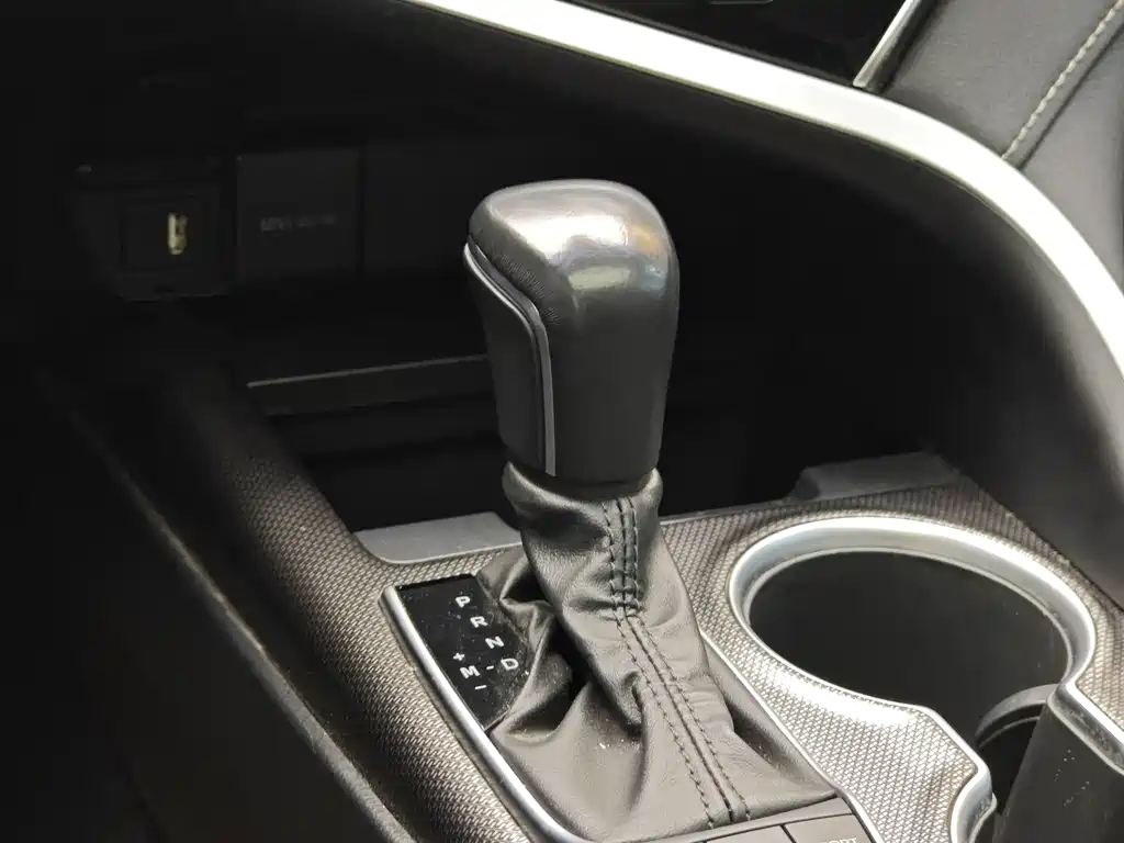 Camry 2022 2.0S Knight Edition купить на сайте DeffCars