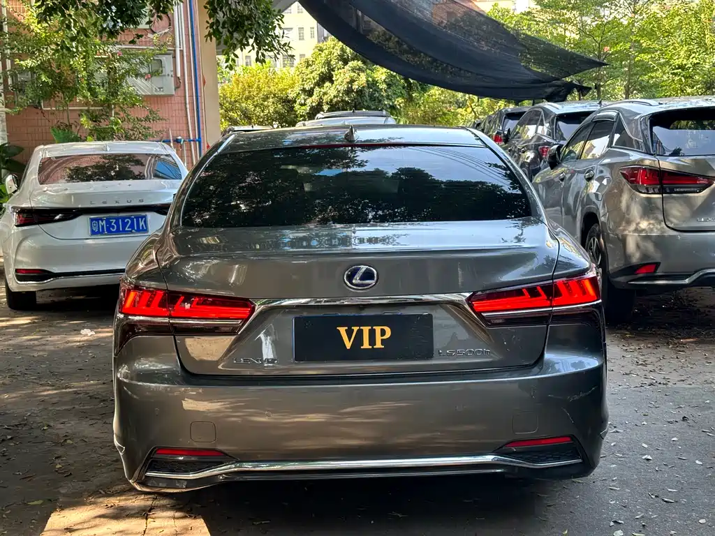 Lexus LS 2020 500h Deluxe Edition National VI купить на сайте DeffCars