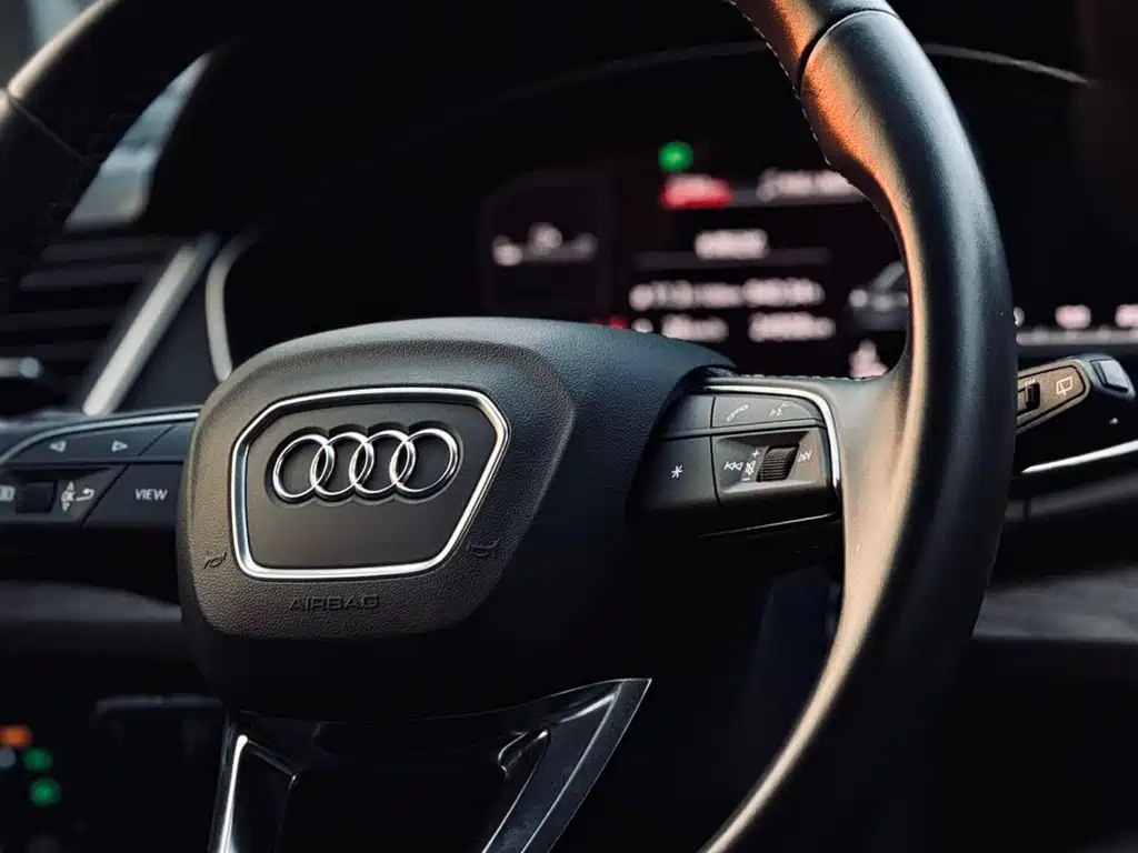 Audi Q5L 2022 facelift 45T luxury and elegant model купить на сайте DeffCars