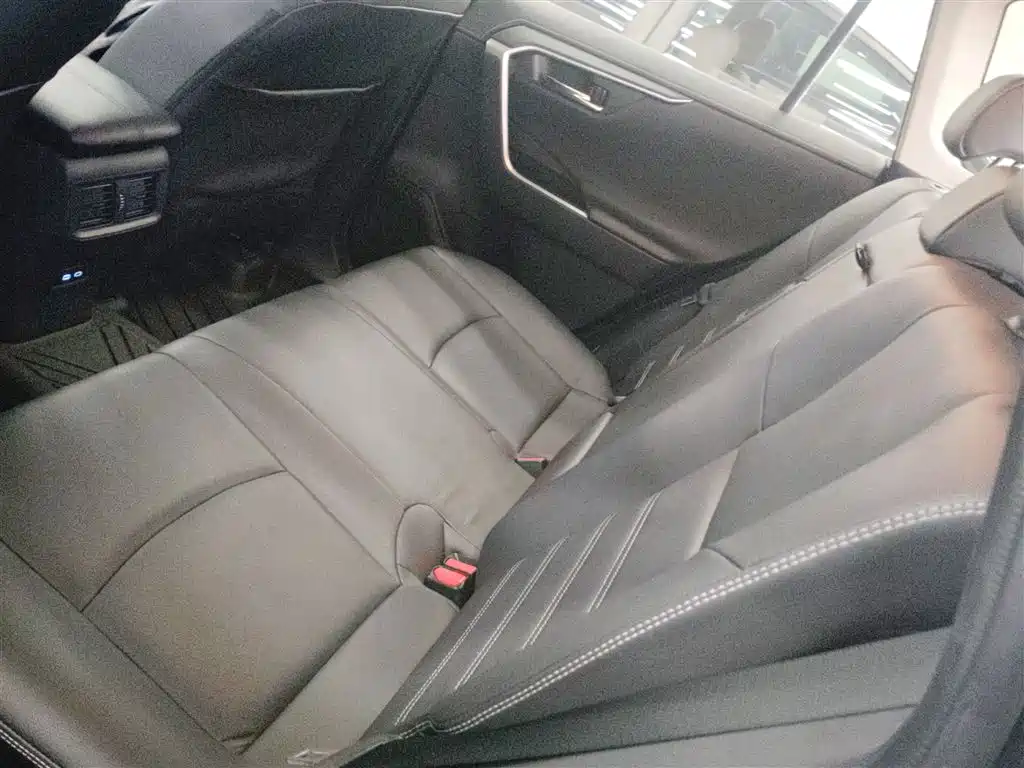 RAV4 Rongfang 2021 2.0L CVT two-wheel drive fashion PLUS version купить на сайте DeffCars