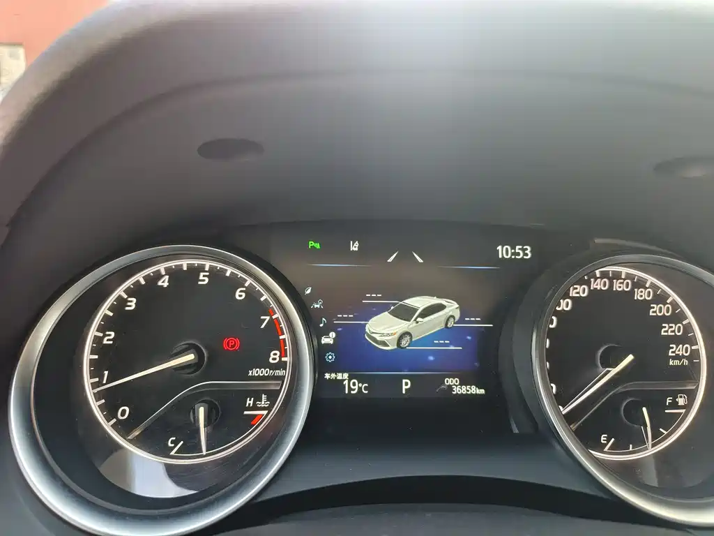 Camry 2021 2.0G Deluxe Edition купить на сайте DeffCars