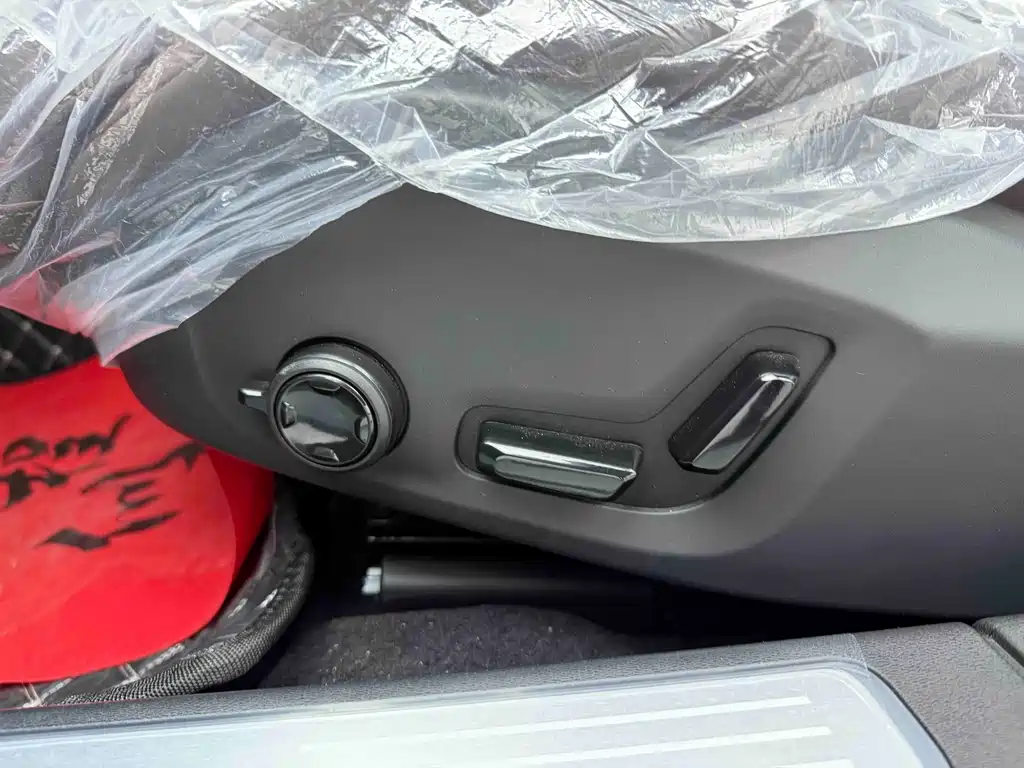 Volvo S90 2026 B5 Zhiyuan Deluxe Edition купить на сайте DeffCars