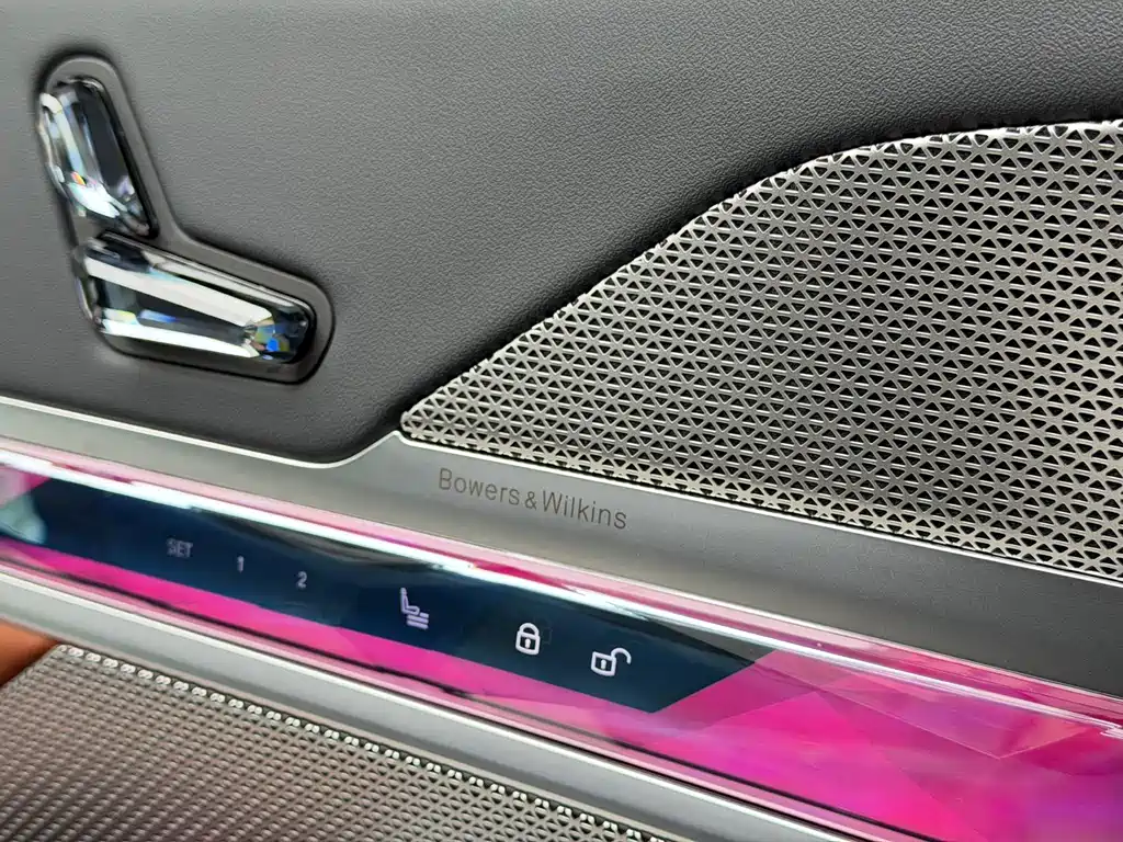 BMW 7 Series 2023 740Li Exclusive M Sports Package купить на сайте DeffCars