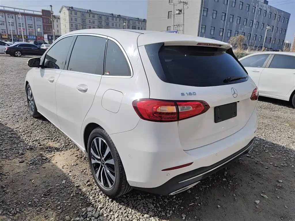 Mercedes-Benz B-Class 2021 B 180 Fashion Model купить на сайте DeffCars