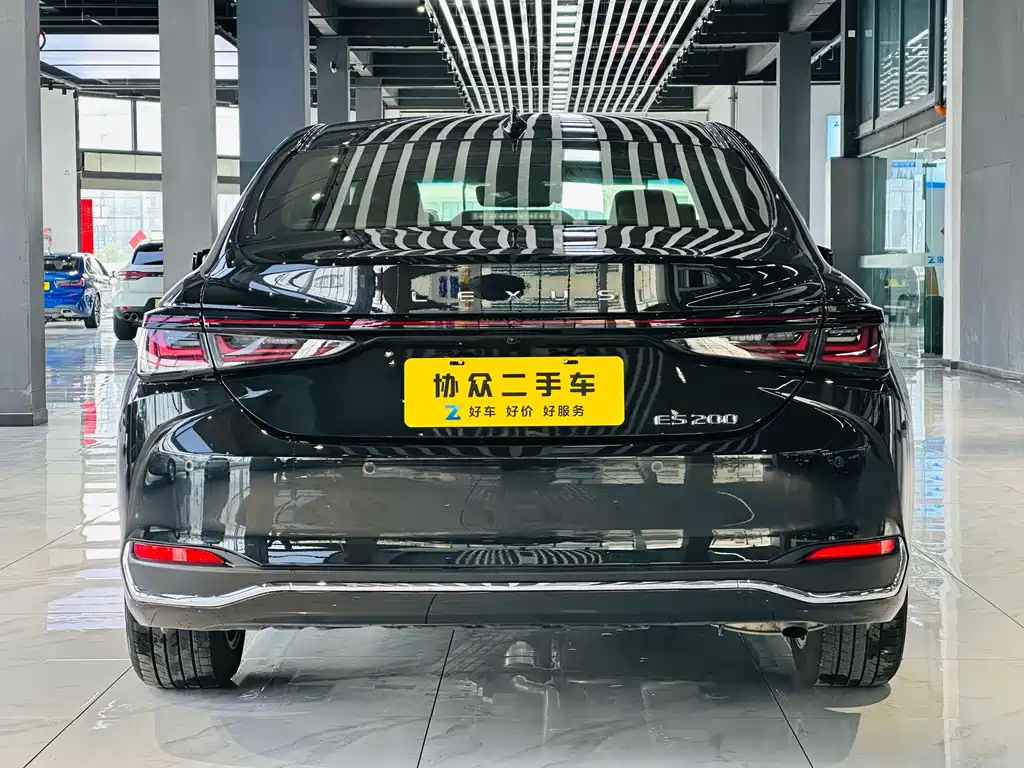 Lexus ES 2025 200 Premium Edition купить на сайте DeffCars